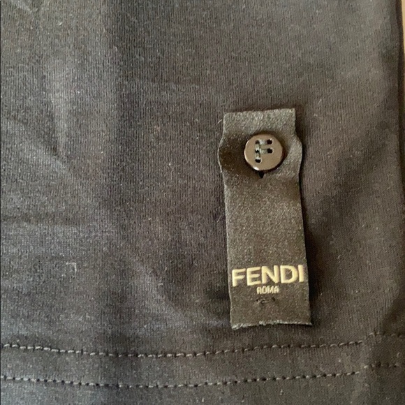 FENDI MEN T-SHIRT BLACK CIRCLE LOGO SIZE SMALL NEW - Picture 5 of 8